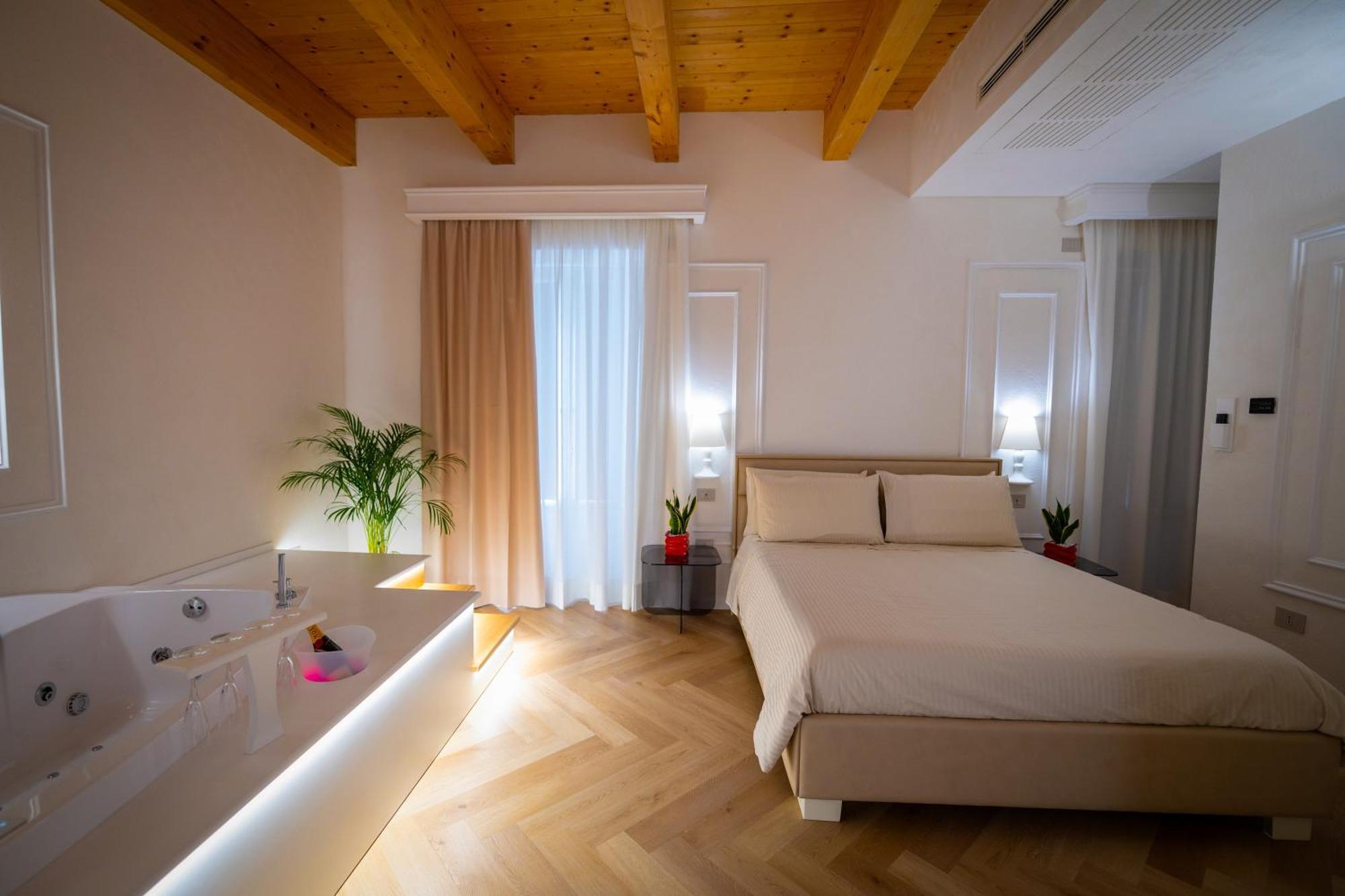 La Divina - Free Parking - Bed & Breakfast Tropea Exterior photo