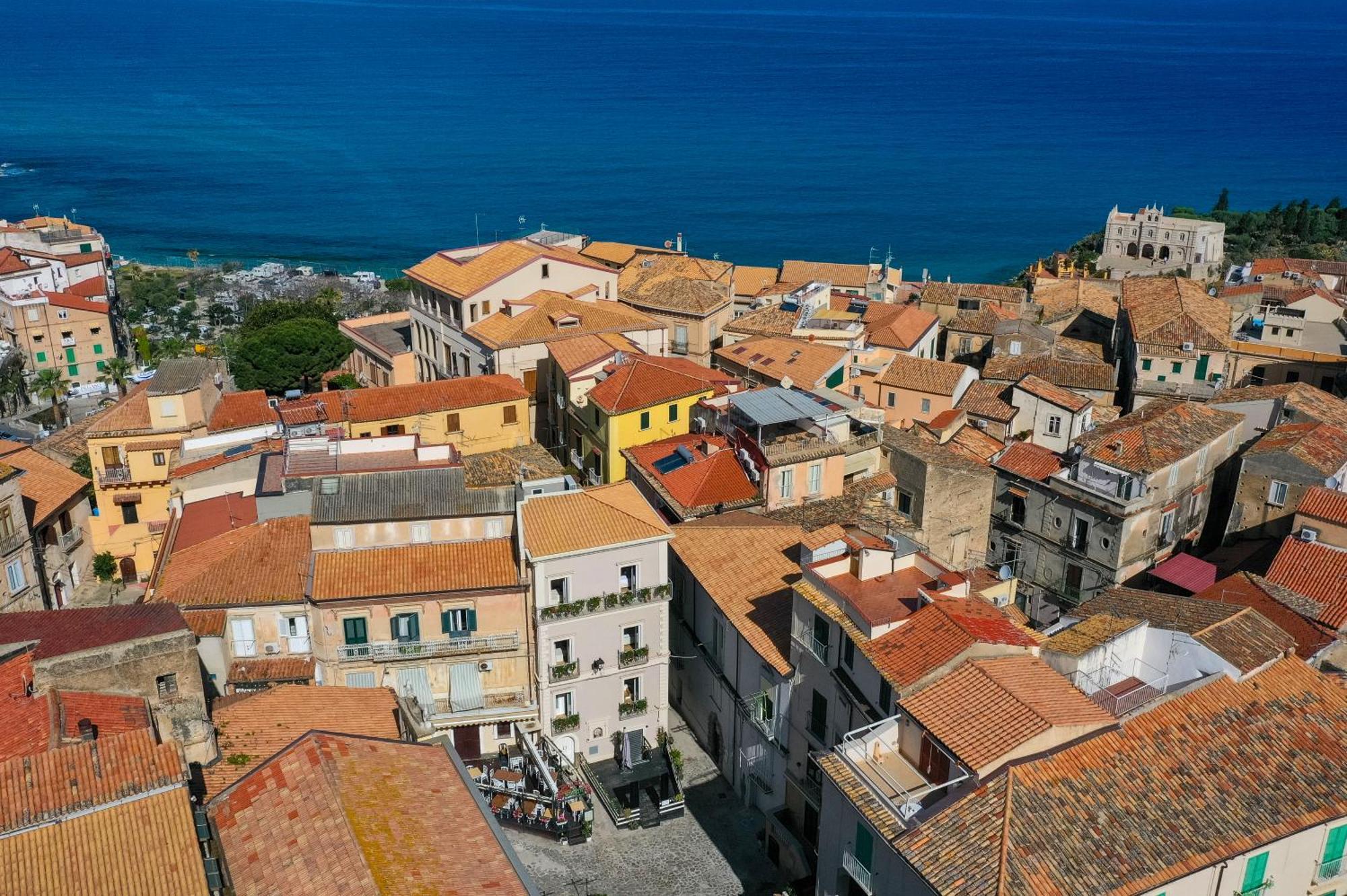 La Divina - Free Parking - Bed & Breakfast Tropea Exterior photo